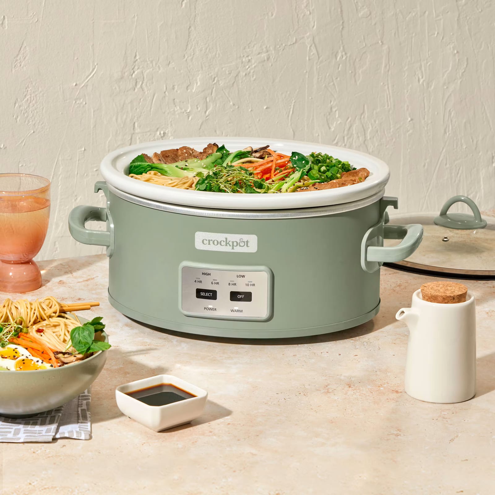 Crock-Pot 4-Quart Classic shown on crock-pot.com